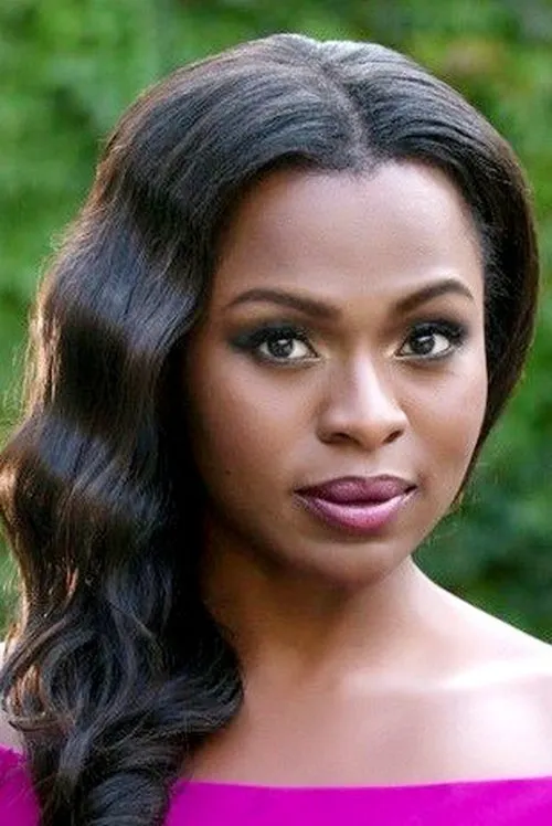 Yetide Badaki photo