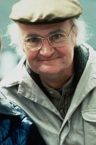 Jim Broadbent photo