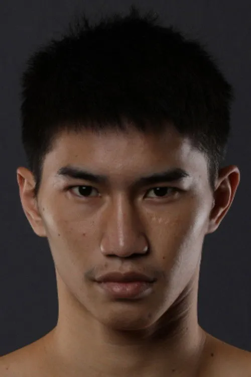 Tawanchai P.K.Saenchai photo
