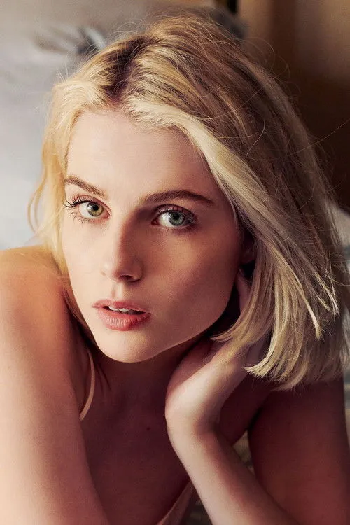 Lucy Boynton photo