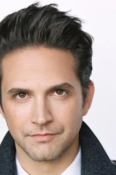 Brandon Barash photo