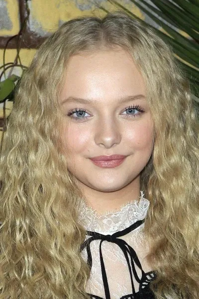 Amiah Miller photo
