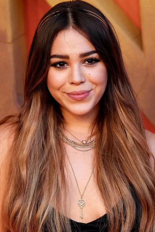Danna Paola photo