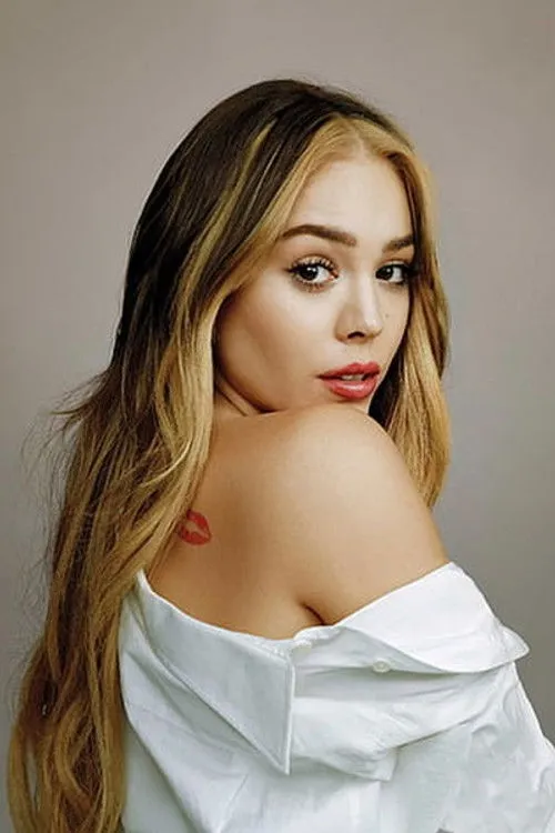 Danna Paola photo