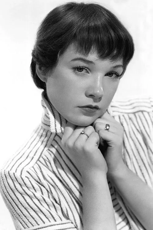 Shirley MacLaine photo