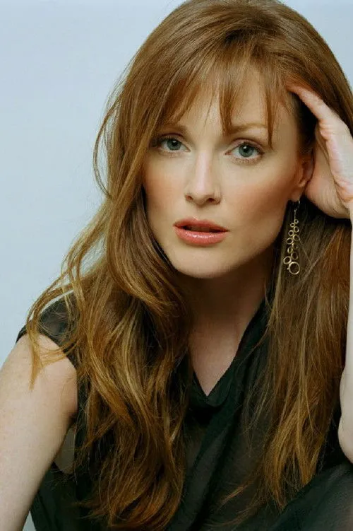 Julianne Moore photo