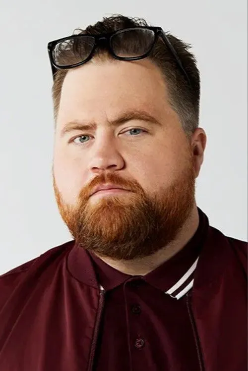 Paul Walter Hauser photo