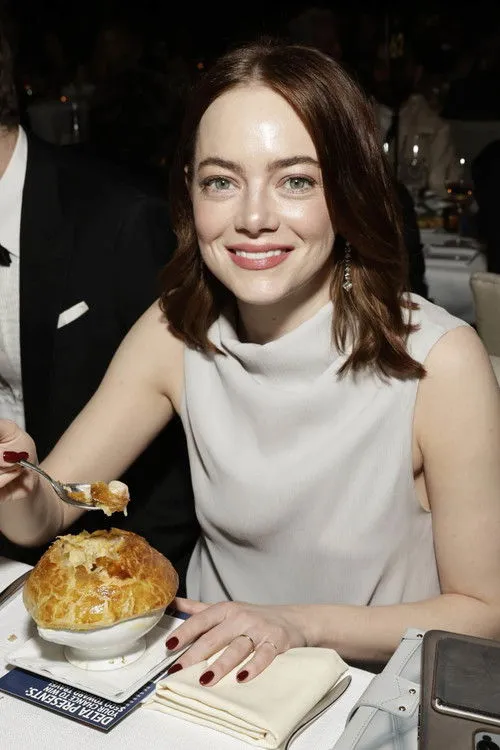 Emma Stone photo