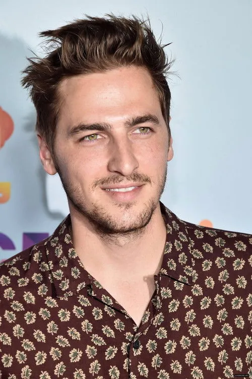 Kendall Schmidt photo