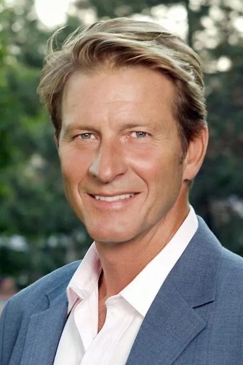 Brett Cullen photo