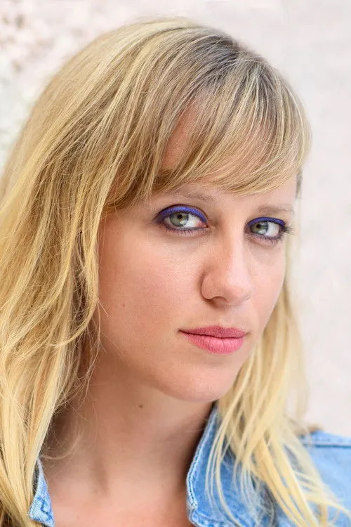 Betsy Holt photo
