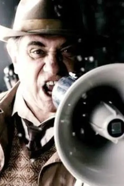 Dan Lauria photo