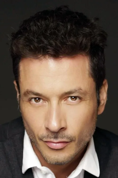 Raúl Méndez photo