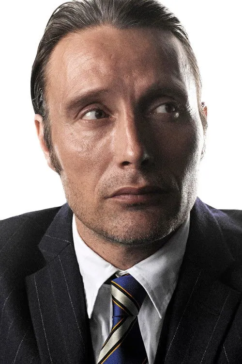 Mads Mikkelsen photo