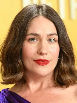 Lola Kirke photo