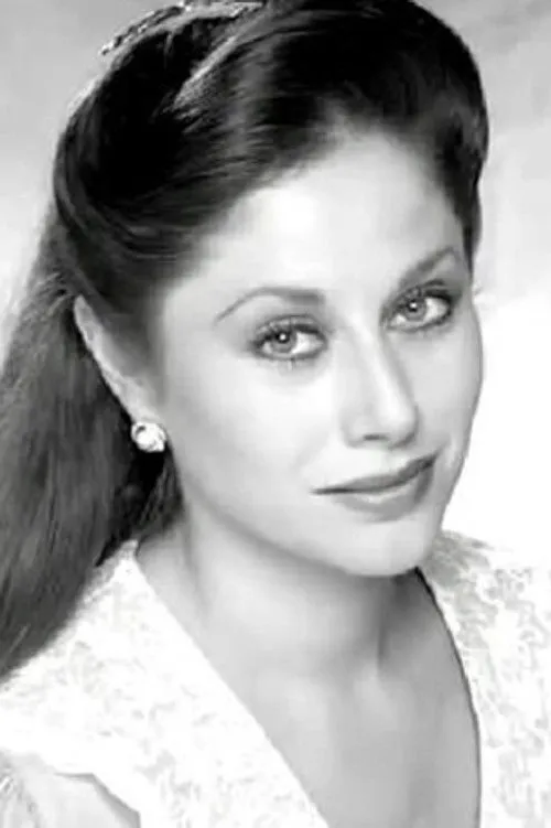 Angélica Aragón photo