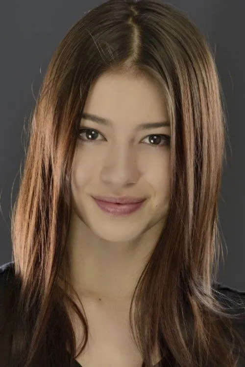 Amber Midthunder photo