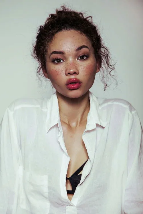 Ashley Moore photo