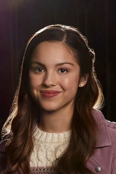 Nini Salazar-Roberts photo