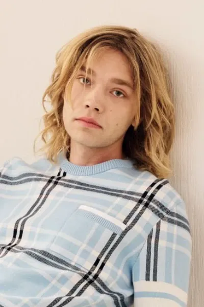 Charlie Plummer photo