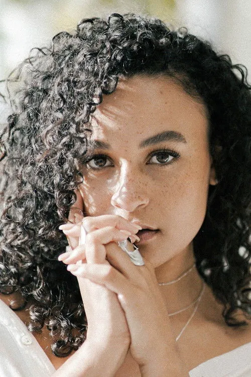 Karena Evans photo