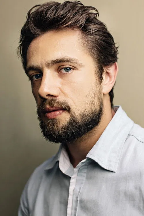 Rafael Cardoso photo
