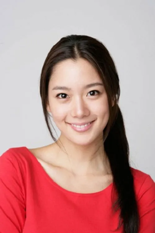 Clara Lee photo