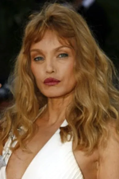 Arielle Dombasle photo