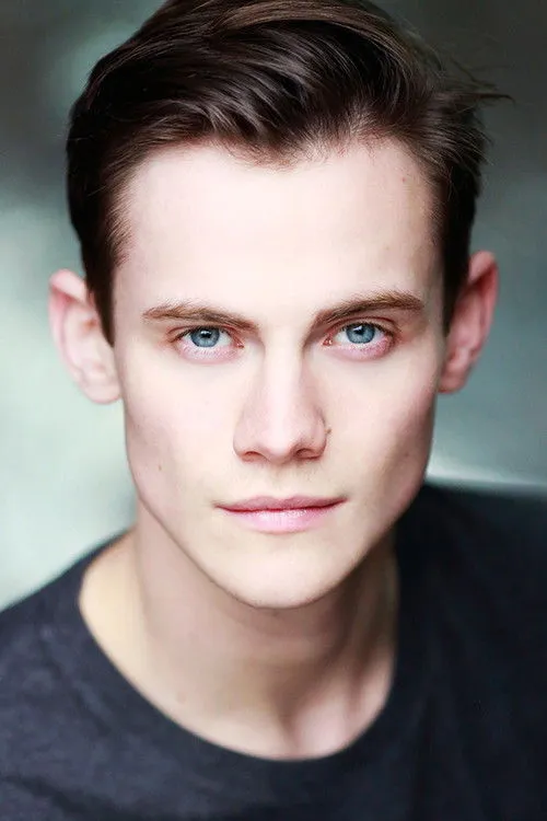 Cassian Bilton photo
