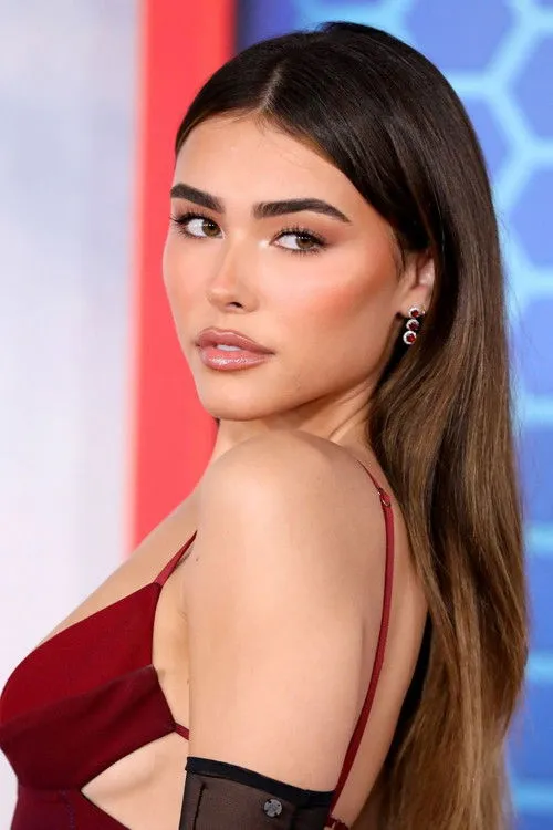 Madison Beer photo