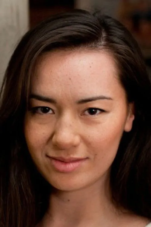 Cara Gee photo