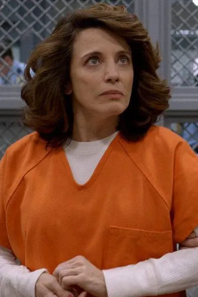 Alanna Ubach photo