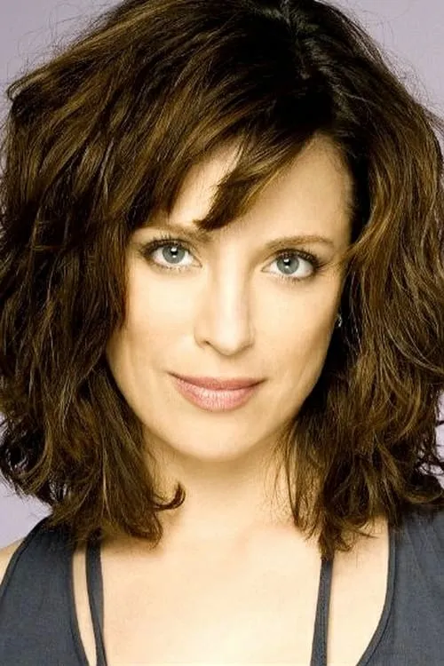Alanna Ubach photo