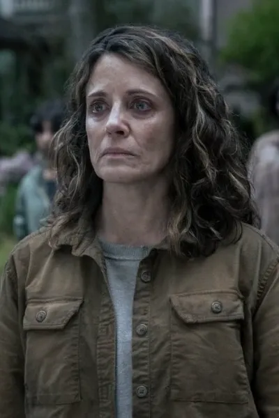 Alanna Ubach photo