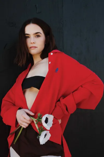 Zoey Deutch photo