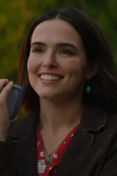 Zoey Deutch photo