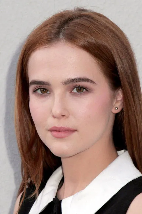 Zoey Deutch photo