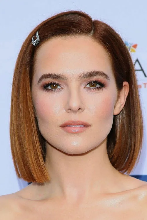 Zoey Deutch photo