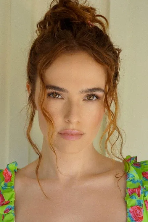 Zoey Deutch photo