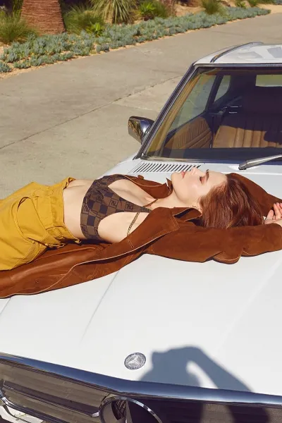 Zoey Deutch