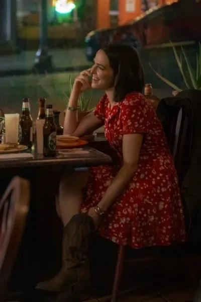 Zoey Deutch photo