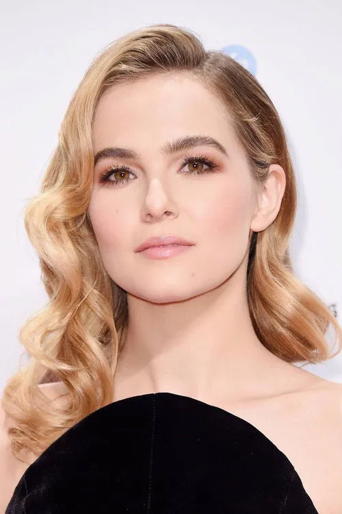 Zoey Deutch photo