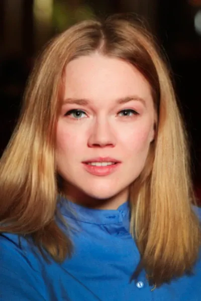 Jemima West photo