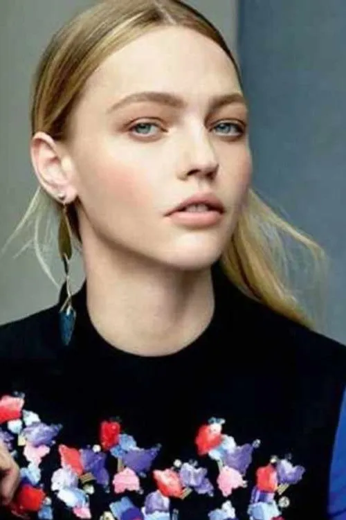 Sasha Pivovarova photo