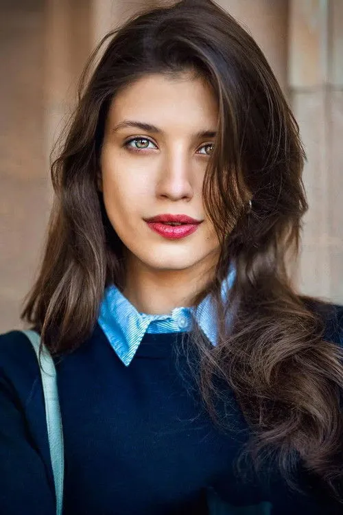 Anna Chipovskaya photo