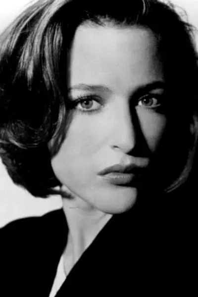 Gillian Anderson photo