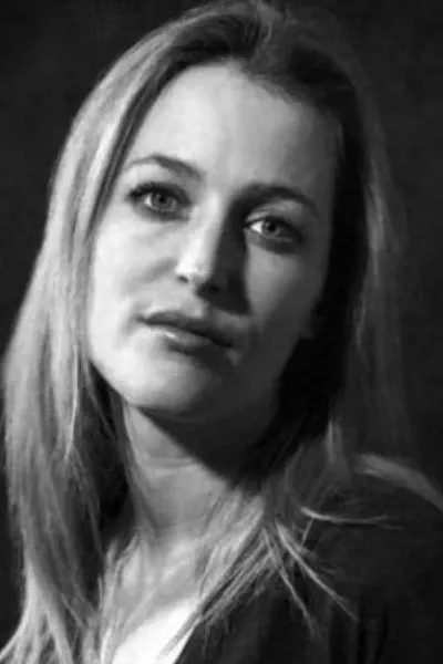 Gillian Anderson photo