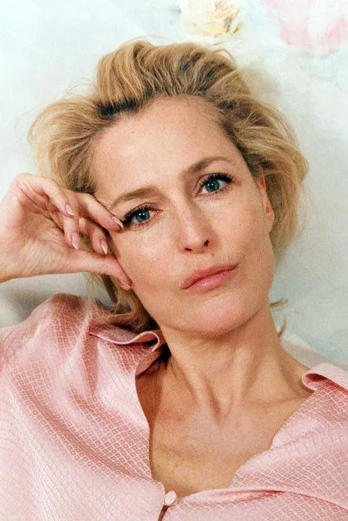 Gillian Anderson photo