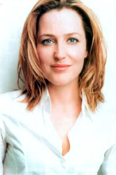 Gillian Anderson photo