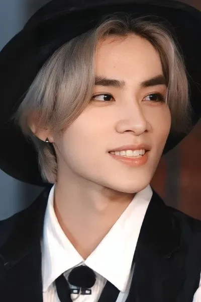 Xiaojun photo